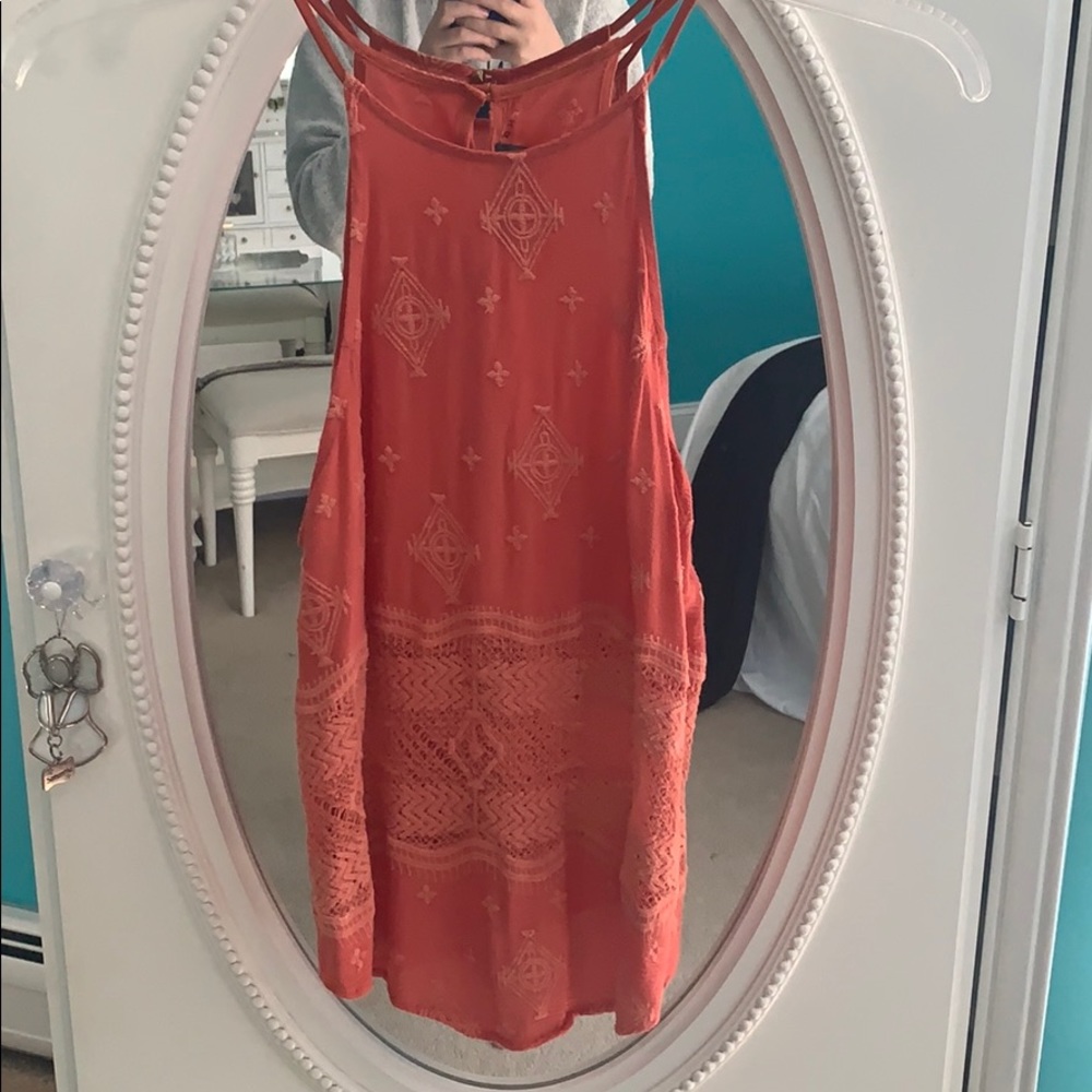 Adorable partially woven halter top!